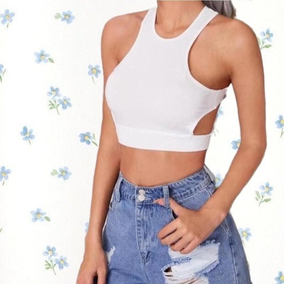 White Sleeveless Women's Top - Picture 1 of 4